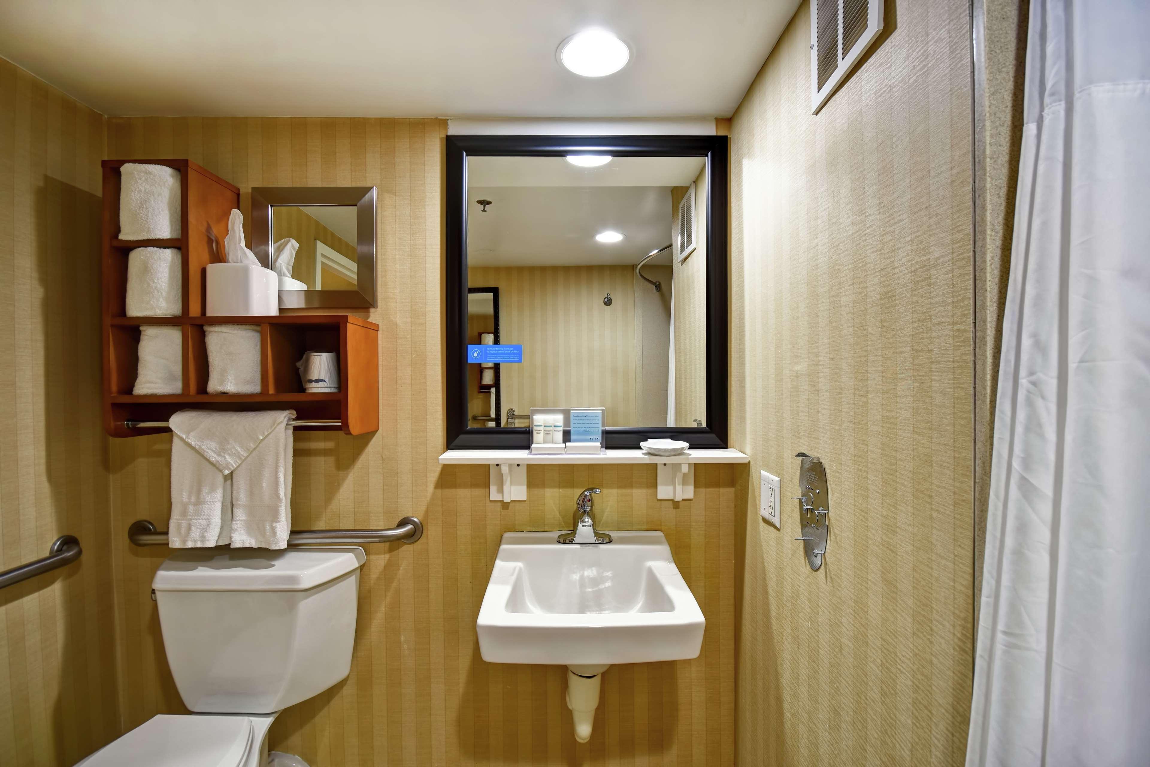 Hotel Hampton Airport Fair/expo Center