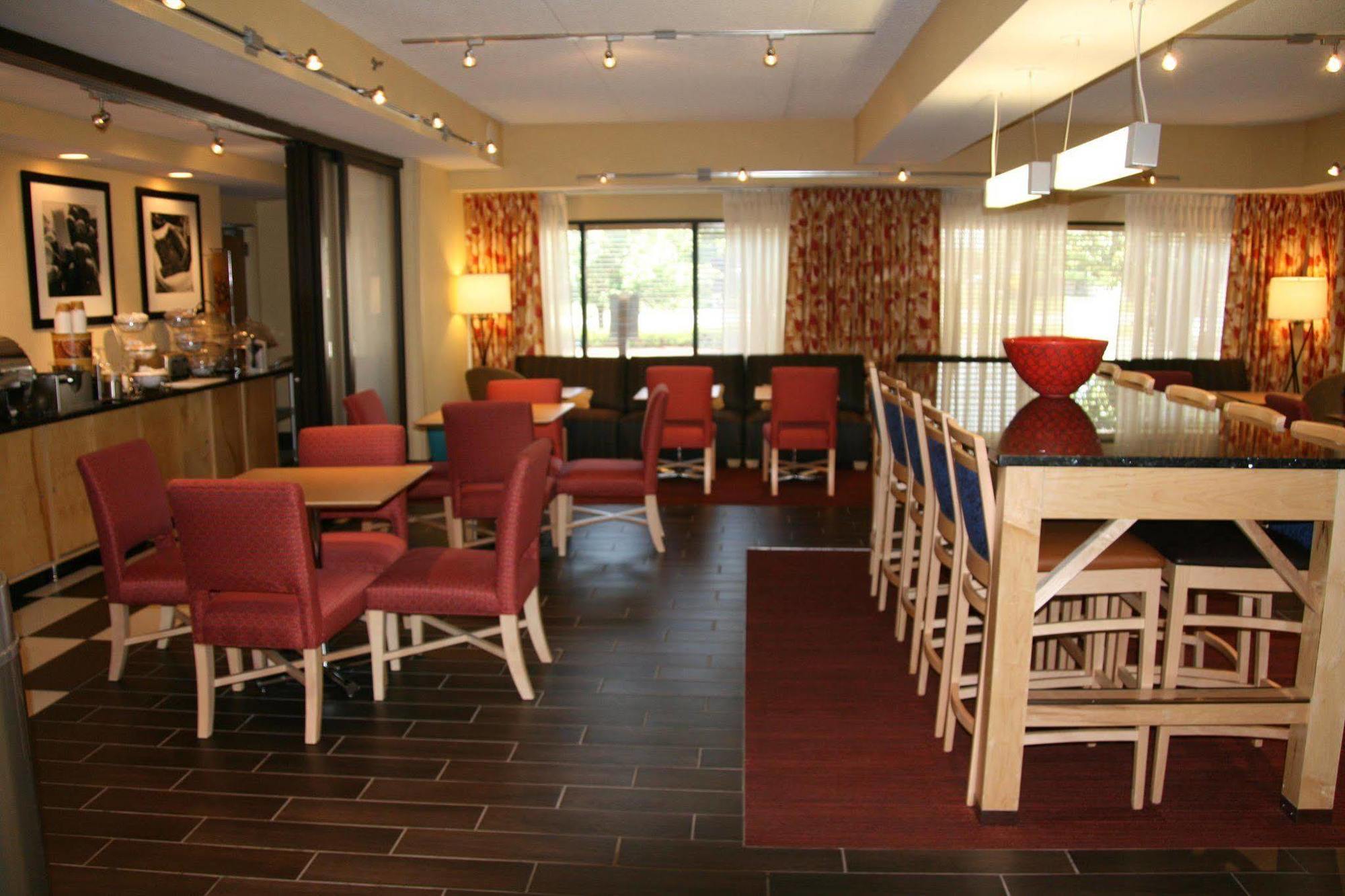 Hampton Airport Fair/expo Center Hotel Louisville